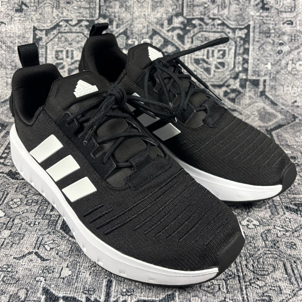 NIB Mens Swift Run 23 Sneakers Size 9.5